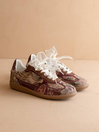 The Dalia Sneaker