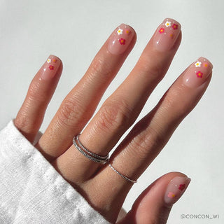 Pretty Bloom Press-On Nails