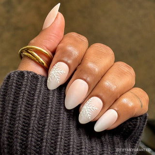 Snowflake Press-On Nails